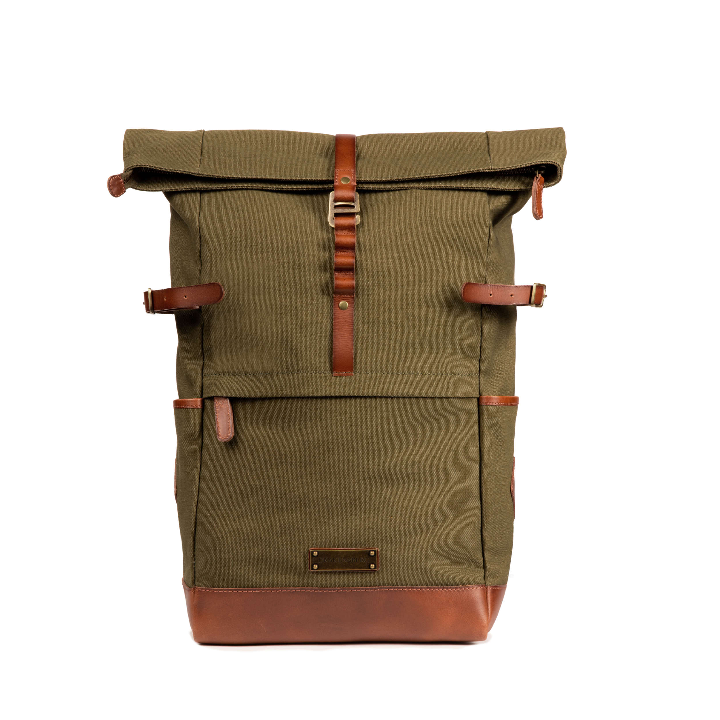 Rucksack Canvas Wyatt von DRAKENSBERG in oliv-grün mit braunem Leder-Elementen, hochwertig und nachhaltig, frontal von vorne
