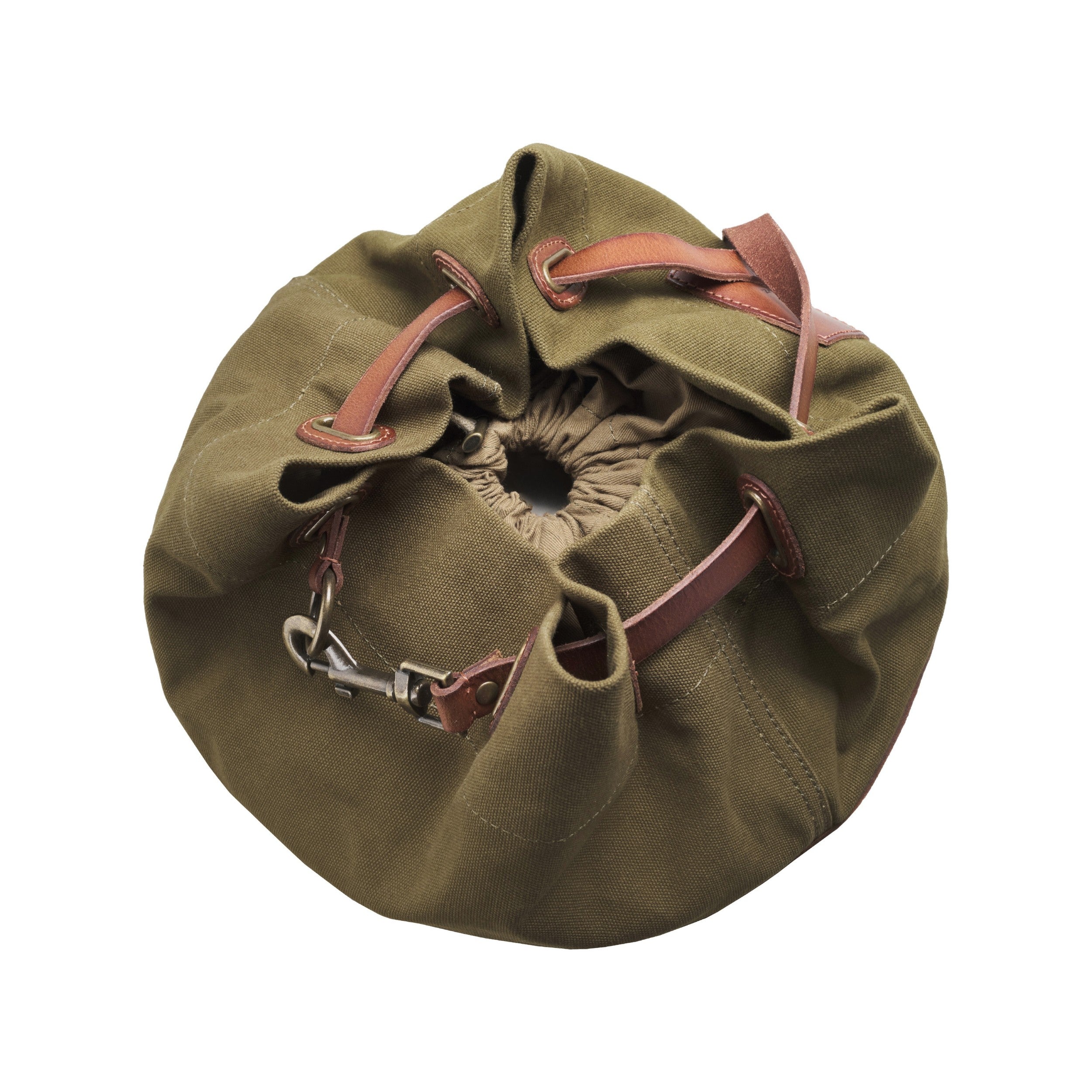 DR00125 - Großer Seesack »Robin« (L) und Rucksack aus Baumwolle und Leder | Oliv-Grün, Packöffnung mit Kordelzug