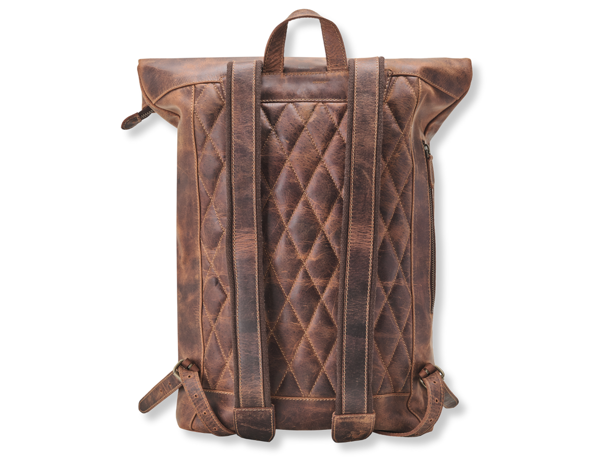 Gepolsterte Rückseite des Lederrucksacks Ryan mit Diamond-Stitch-Steppung