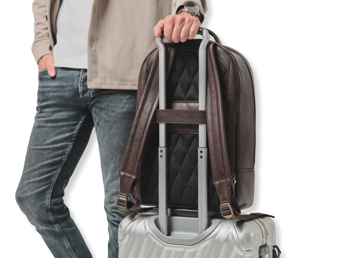 Trolley-Aufstecklasche am Lederrucksack Antonio