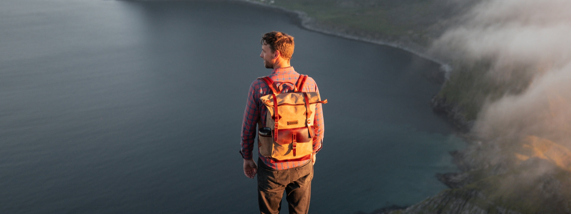 Hochwertige Rucksäcke aus Baumwoll-Canvas von DRAKENSERG -praktisch mit vielen Fächern - für kleine und große Abenteuer - nachhaltig handgemacht - 16-9