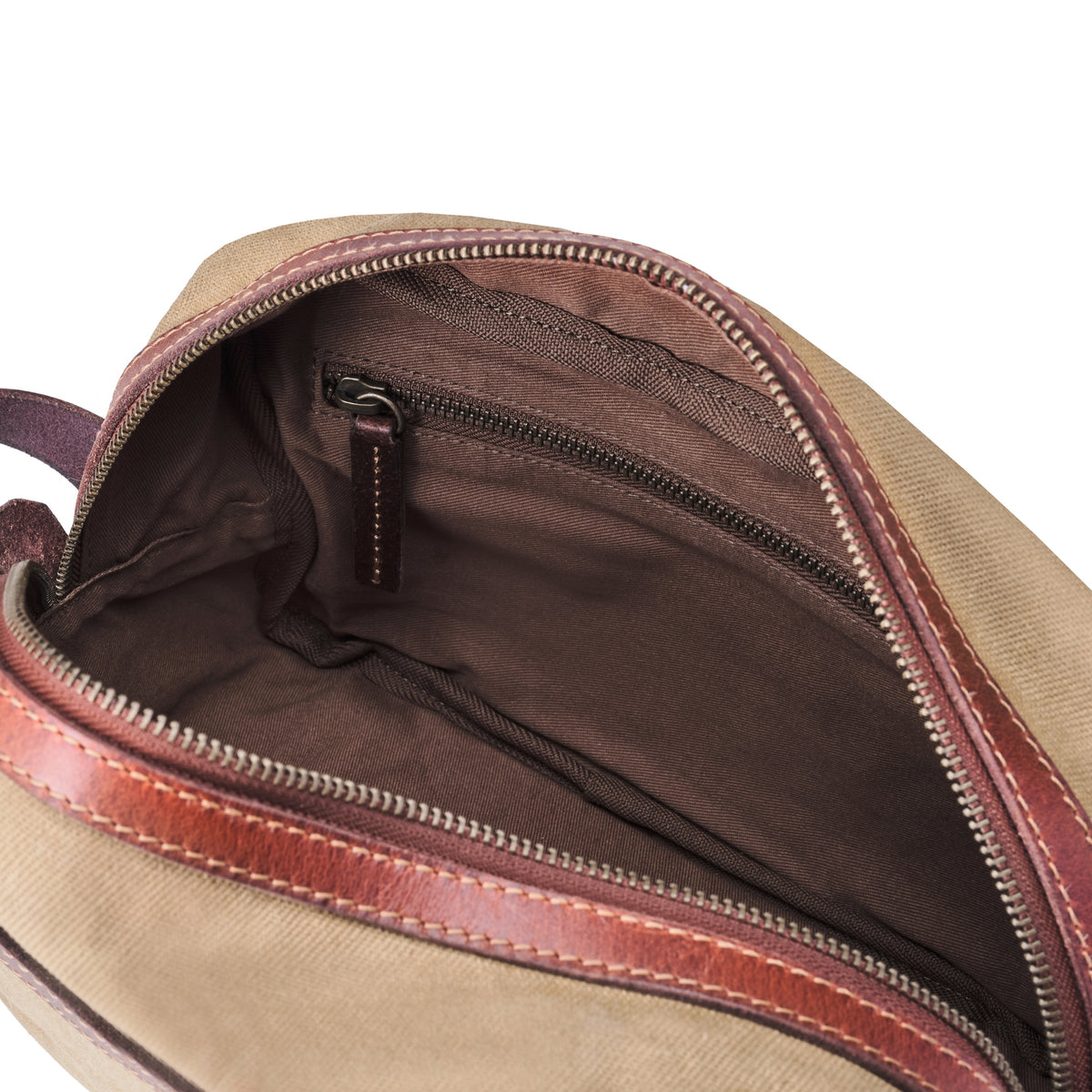 DR00610 – Kulturbeutel »Liam« Khaki-Sand – Innenansicht