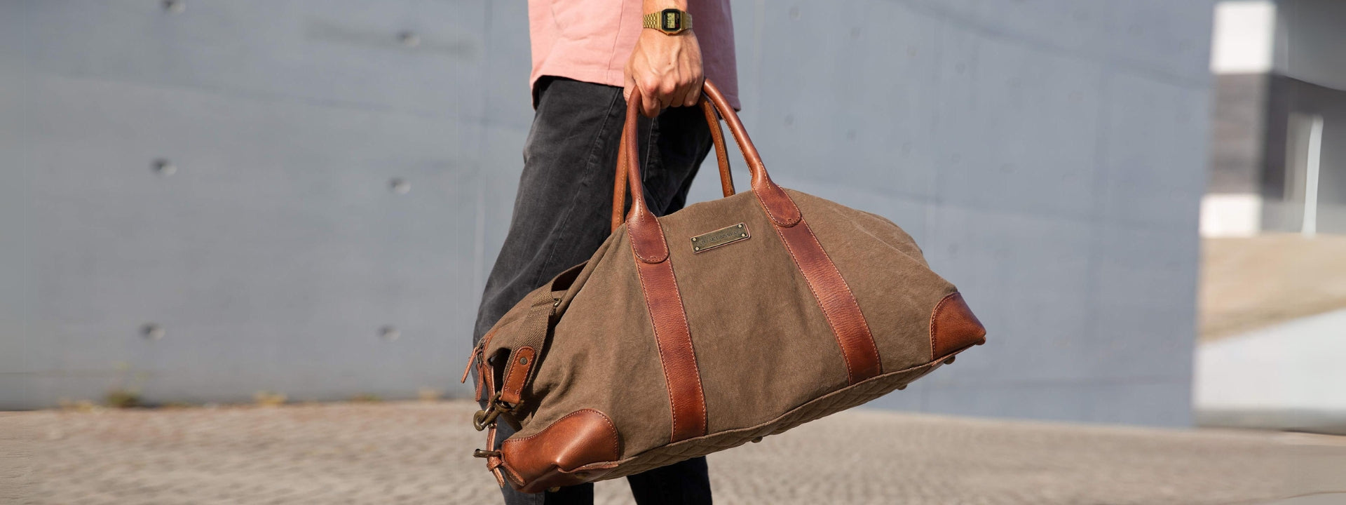 Herren Weekender von DRAKENSBERG -elegante und stilvolle Klassiker aus hochwertigen Materialien, nachhaltig handgemacht - 16-9