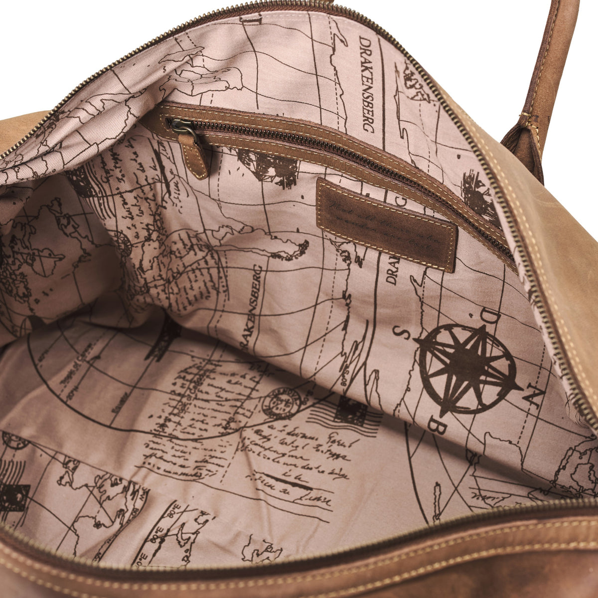 Compact David leather weekender in Havana Brown – interior view