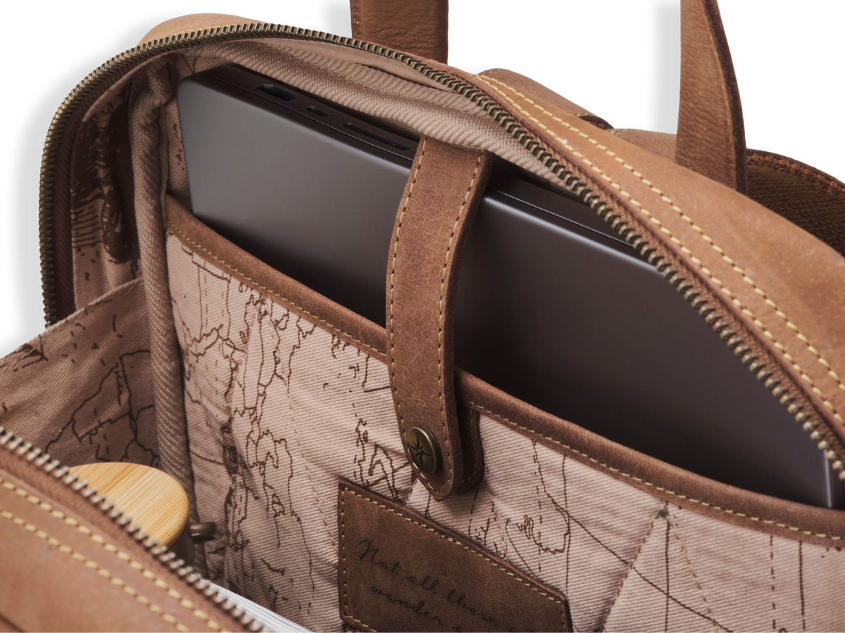 Gepolstertes Laptopfach des Leder-Rucksacks Porter