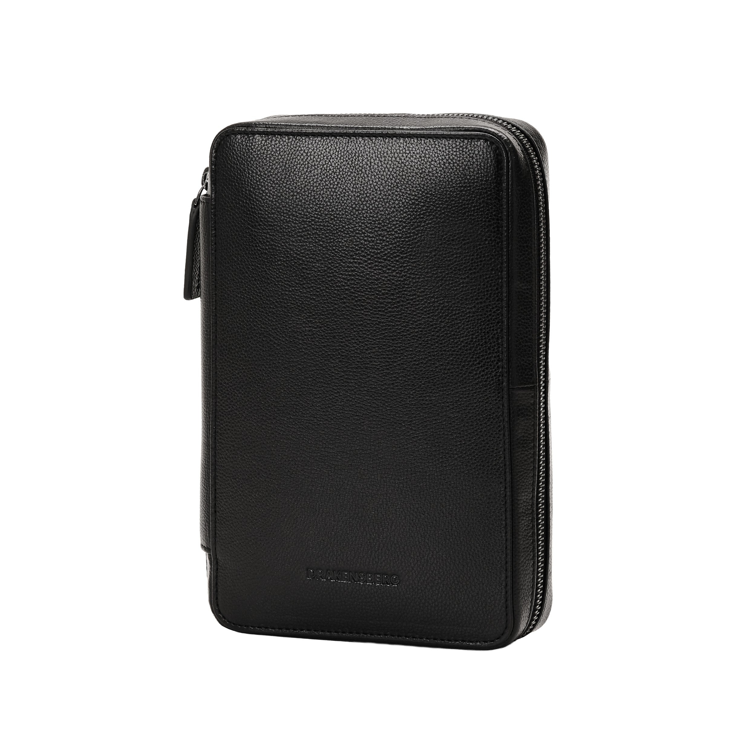 Kate travel organiser viewed at an angle
